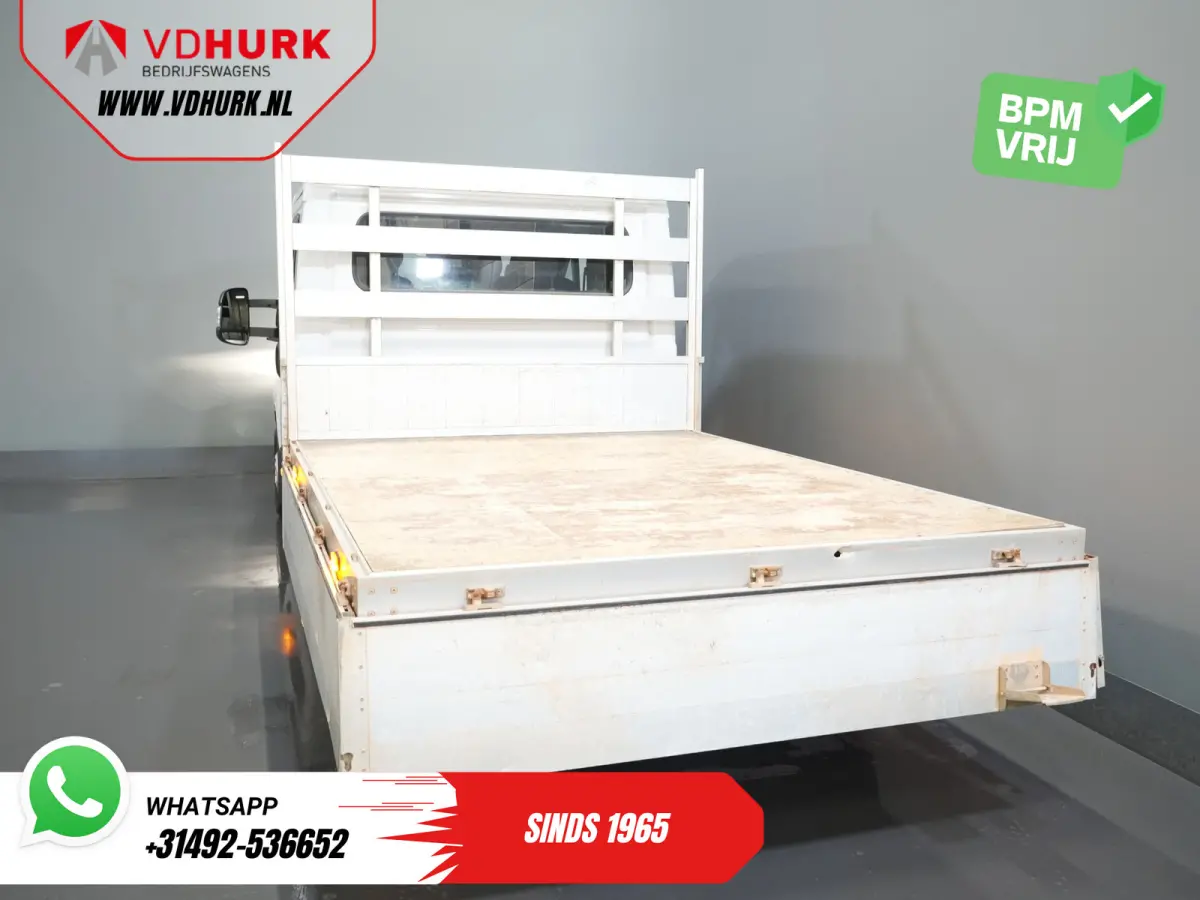 2.2 140 pk DC Dubbel Cabine Open Laadbak/ 7 Pers./ 2.5t Trekverm./ Cruise/ Airco/ 288x215x35/ Pick up