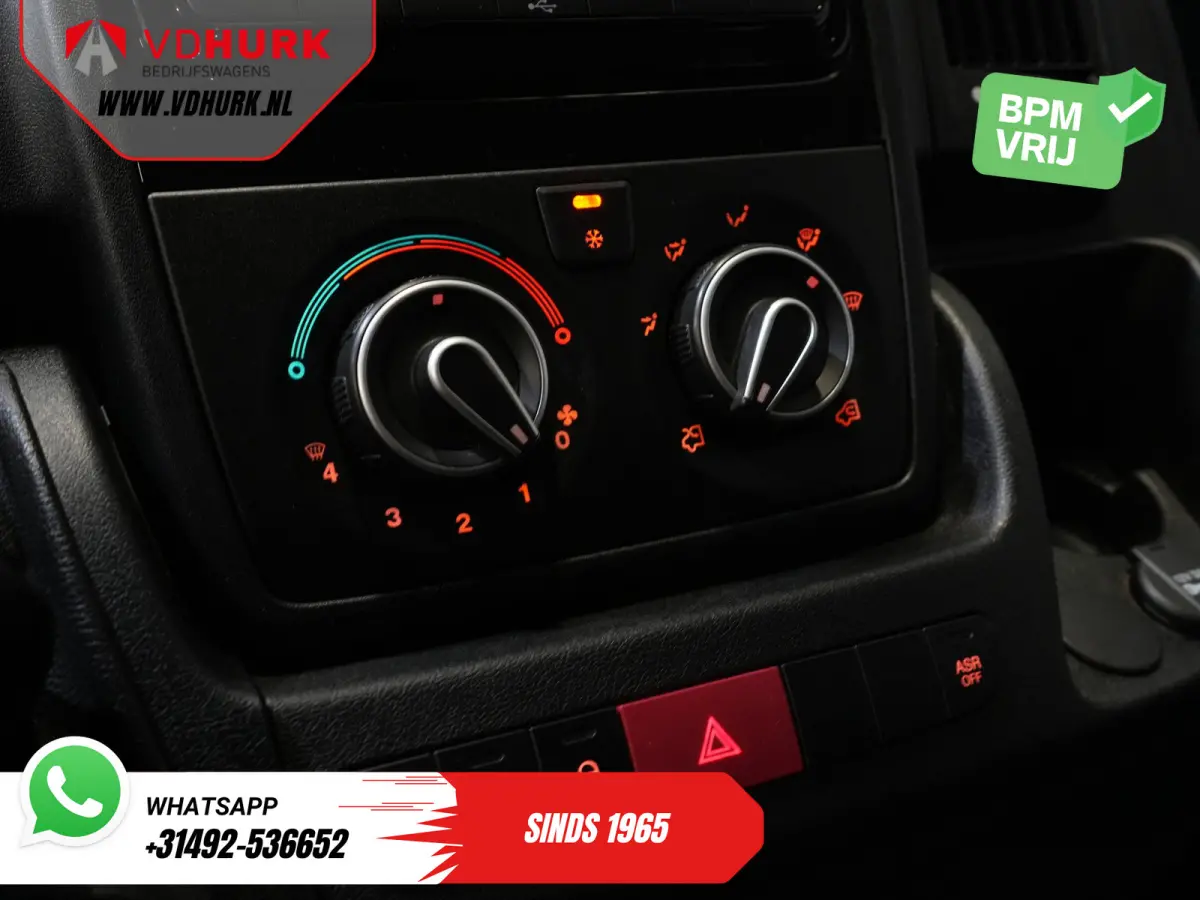 2.2 140 pk DC Dubbel Cabine Open Laadbak/ 7 Pers./ 2.5t Trekverm./ Cruise/ Airco/ 288x215x35/ Pick up