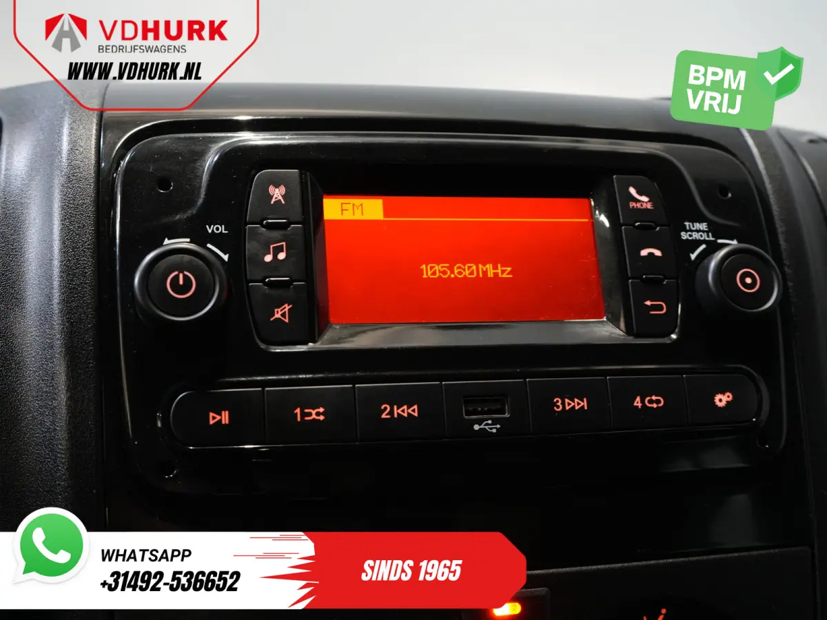 2.2 140 pk DC Dubbel Cabine Open Laadbak/ 7 Pers./ 2.5t Trekverm./ Cruise/ Airco/ 288x215x35/ Pick up