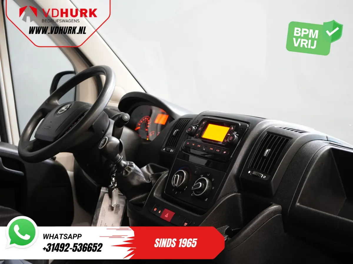 2.2 140 pk DC Dubbel Cabine Open Laadbak/ 7 Pers./ 2.5t Trekverm./ Cruise/ Airco/ 288x215x35/ Pick up