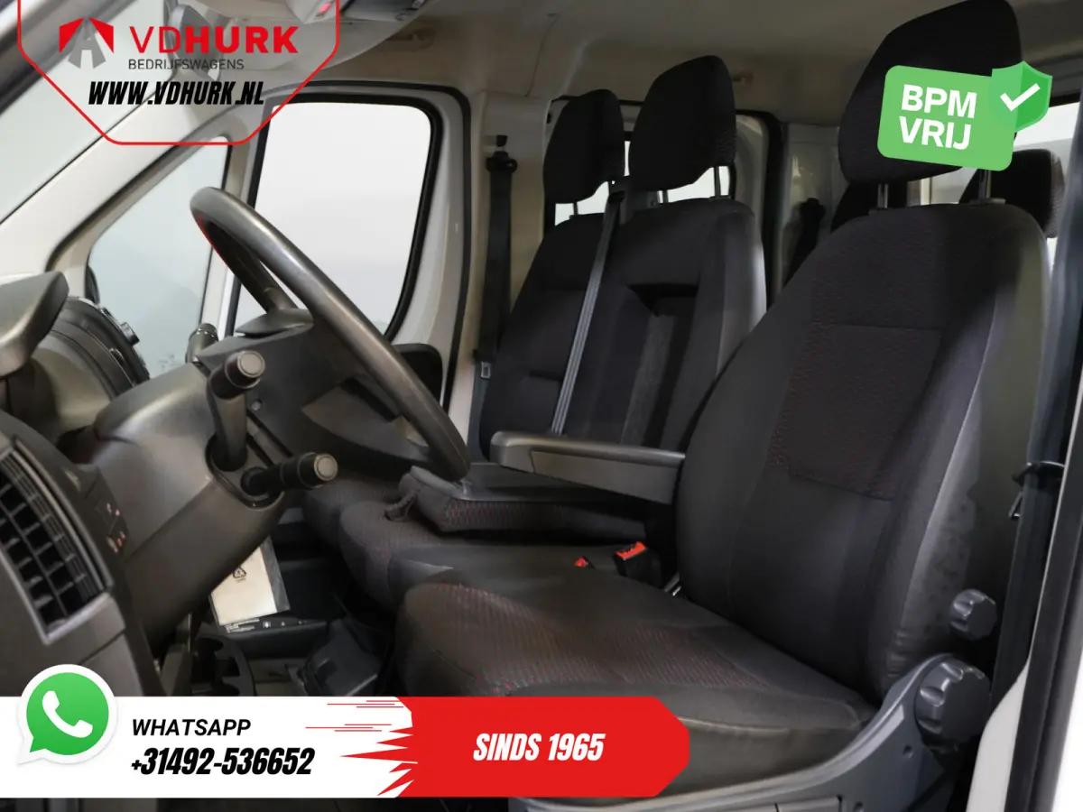 2.2 140 pk DC Dubbel Cabine Open Laadbak/ 7 Pers./ 2.5t Trekverm./ Cruise/ Airco/ 288x215x35/ Pick up