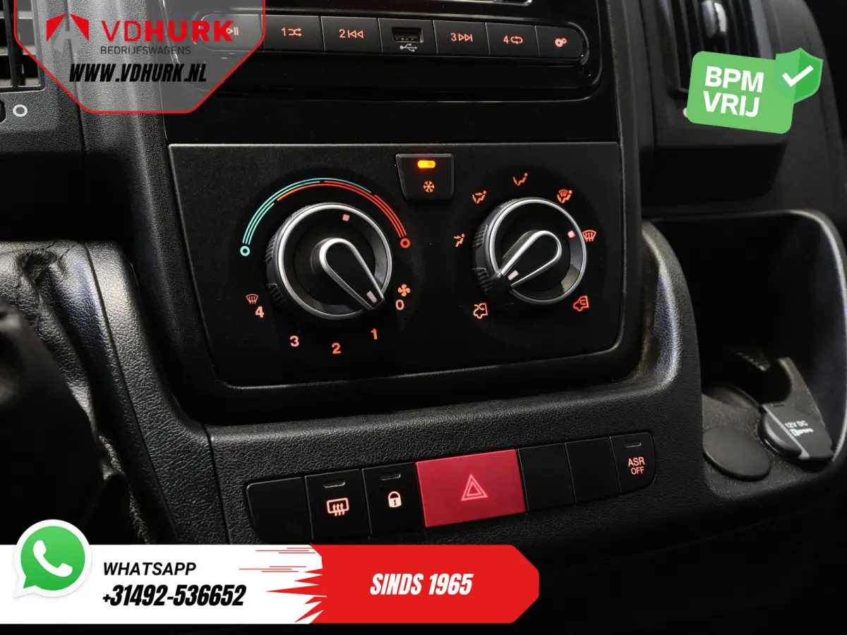 2.2 140 pk DC Dubbel Cabine Open Laadbak/ 7 Pers./ 2.5t Trekverm./ Cruise/ Airco/ 288x215x35/ Pick up