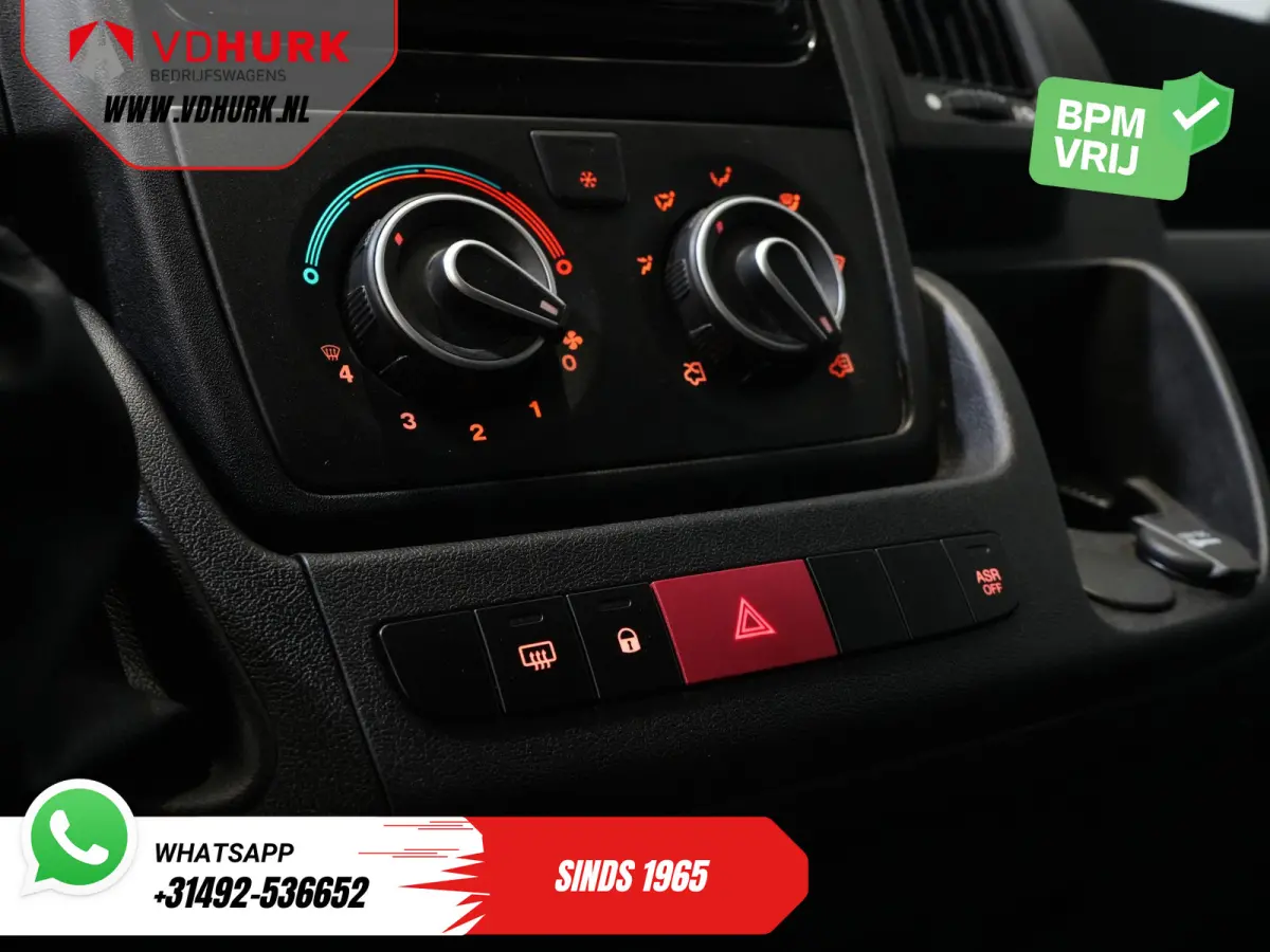 2.2 140 pk DC Dubbel Cabine Open Laadbak/ 7 Pers./ 2.5t Trekverm./ Cruise/ Airco/ 288x215x35/ Pick up