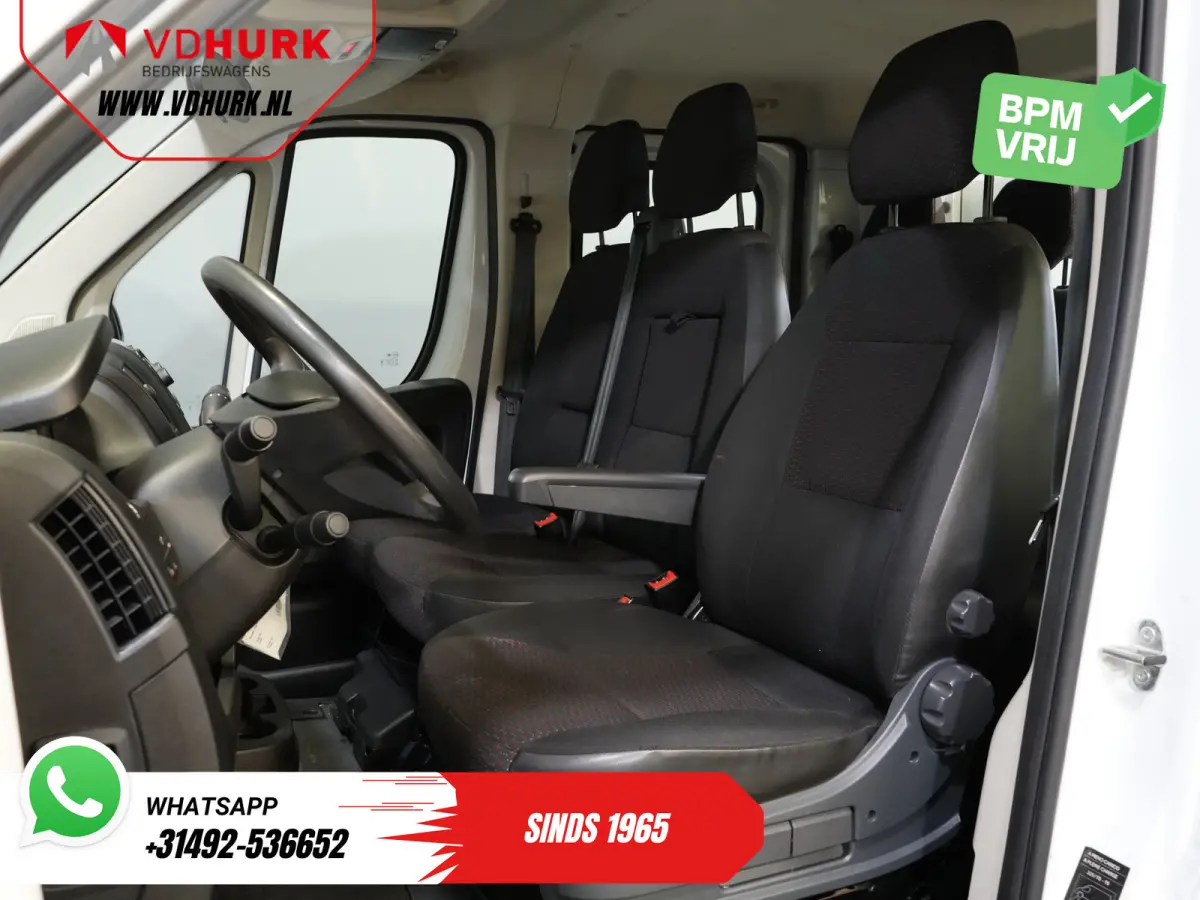 2.2 140 pk DC Dubbel Cabine Open Laadbak/ 7 Pers./ 2.5t Trekverm./ Cruise/ Airco/ 288x215x35/ Pick up