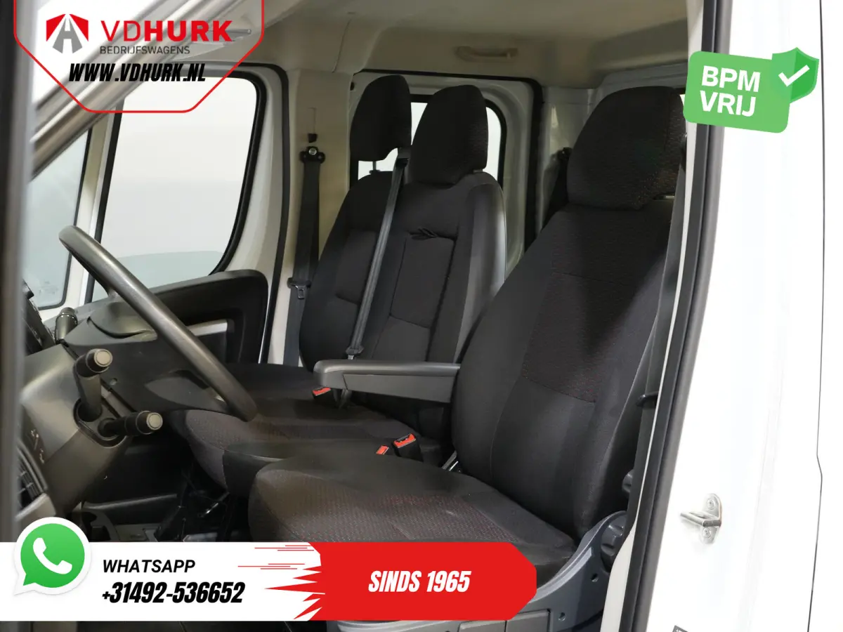 2.2 140 pk DC Dubbel Cabine Open Laadbak/ 7 Pers./ 2.5t Trekverm./ Cruise/ Airco/ 288x215x35/ Pick up