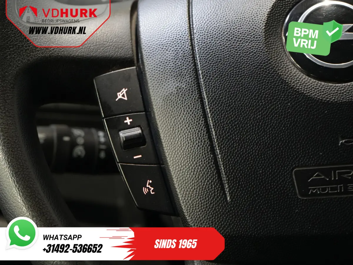 2.2 140 pk DC Dubbel Cabine Open Laadbak/ 7 Pers./ 2.5t Trekverm./ Cruise/ Airco/ 288x215x35/ Pick up