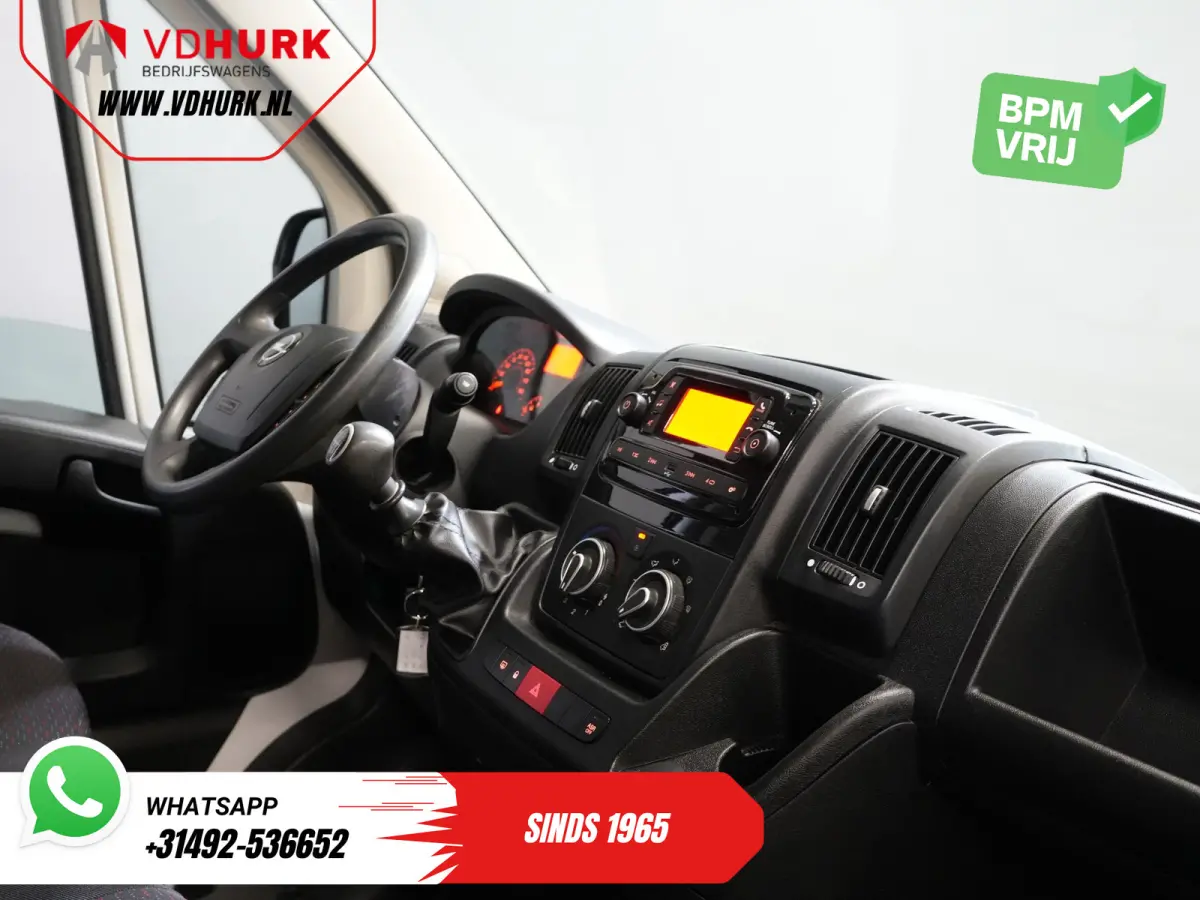 2.2 140 pk DC Dubbel Cabine Open Laadbak/ 7 Pers./ 2.5t Trekverm./ Cruise/ Airco/ 288x215x35/ Pick up