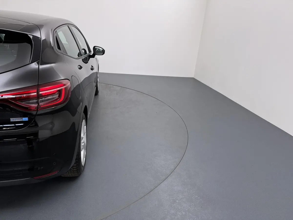 Hybrid 140 Business Zen | Navigatie | Climate Control | Keyless Entry |