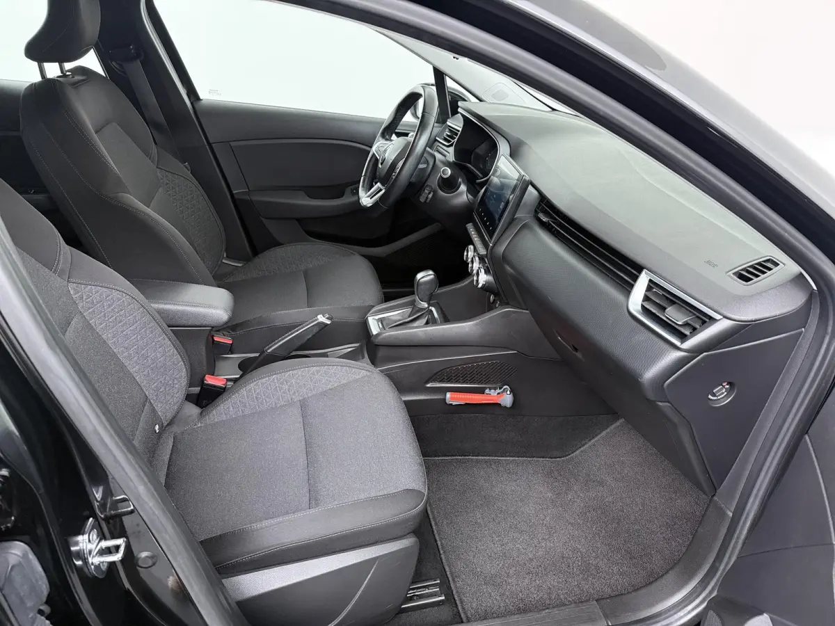 Hybrid 140 Business Zen | Navigatie | Climate Control | Keyless Entry |