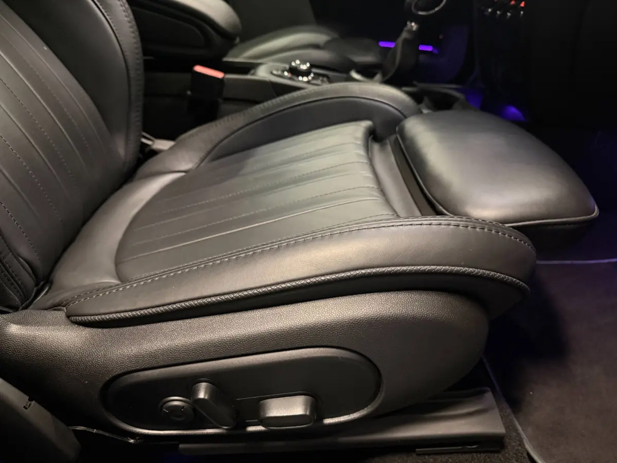 1.5 Cooper ALL4 Untamed Edition SOH98% 224PK/PANO/H-KARDON/H-UP/LEDER/CAM/V-COCKPIT/NAVI/DAB///