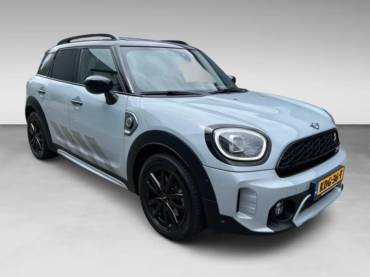 1.5 Cooper ALL4 Untamed Edition SOH98% 224PK/PANO/H-KARDON/H-UP/LEDER/CAM/V-COCKPIT/NAVI/DAB///