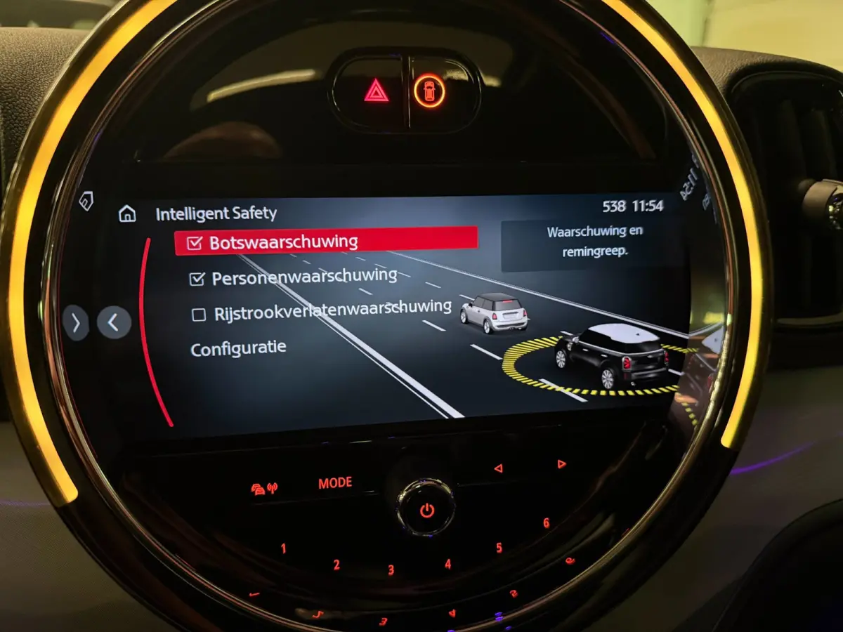 1.5 Cooper ALL4 Untamed Edition SOH98% 224PK/PANO/H-KARDON/H-UP/LEDER/CAM/V-COCKPIT/NAVI/DAB///