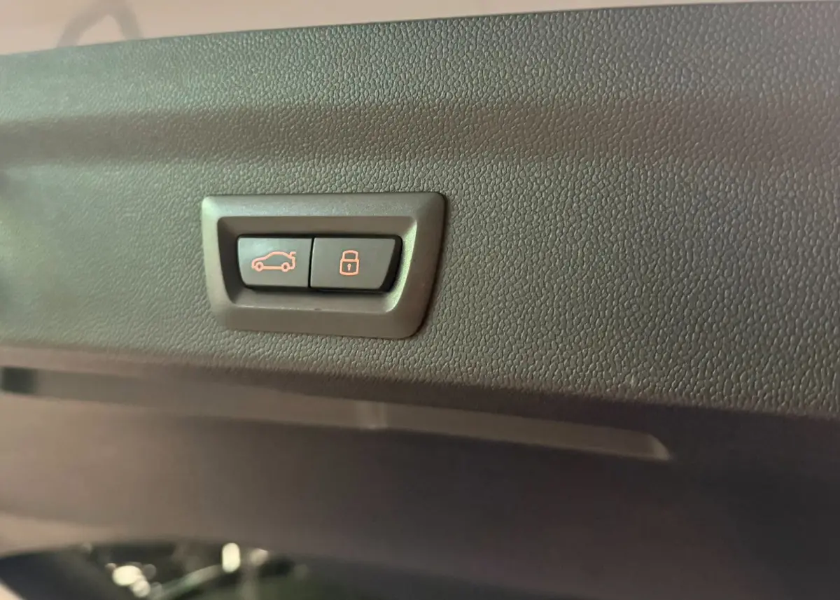 1.5 Cooper ALL4 Untamed Edition SOH98% 224PK/PANO/H-KARDON/H-UP/LEDER/CAM/V-COCKPIT/NAVI/DAB///