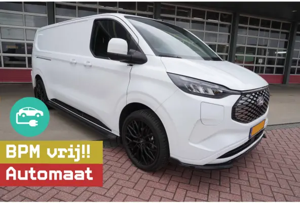 Cust. 320L L2H1 Limited 65 kWh 160KW/218PK Automaat met POWERPACK Nr. V029 | Airco | Cruise | Apple CP| 20"LM velgen | Trekhaak | Spoilers DEMO