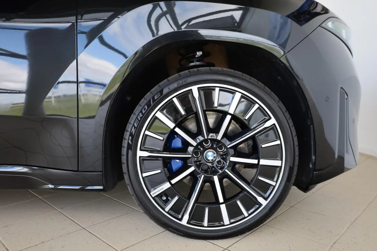 50 xDrive | M Sportpakket | Innovation Pack | Panorama Dak | Elektr. Trekhaak