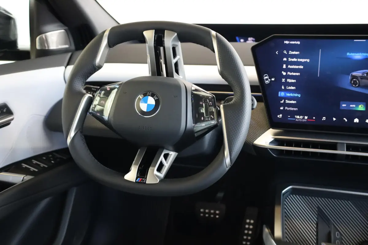 50 xDrive | M Sportpakket | Innovation Pack | Panorama Dak | Elektr. Trekhaak