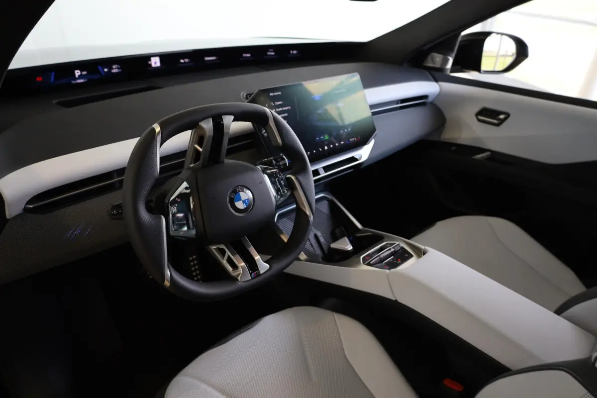 50 xDrive | M Sportpakket | Innovation Pack | Panorama Dak | Elektr. Trekhaak