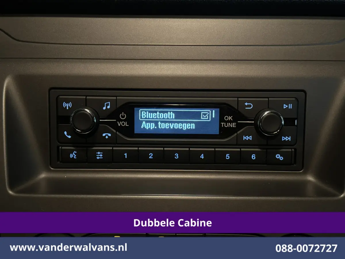 2.0 TDCI 131pk L2H1 Dubbele Cabine Euro6 Airco | 6-Zits | LED | Cruisecontrol | Verwarmde voorruit Parkeersensoren, Dakdragers, 2800kg trekvermogen