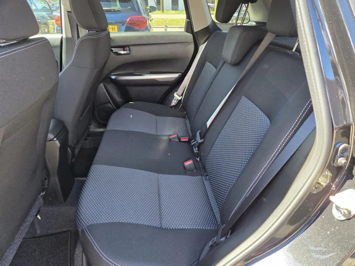 1.4 Boosterjet Smart Hybrid Select|All Season Banden|Rijklaarprijs|Frisse Auto