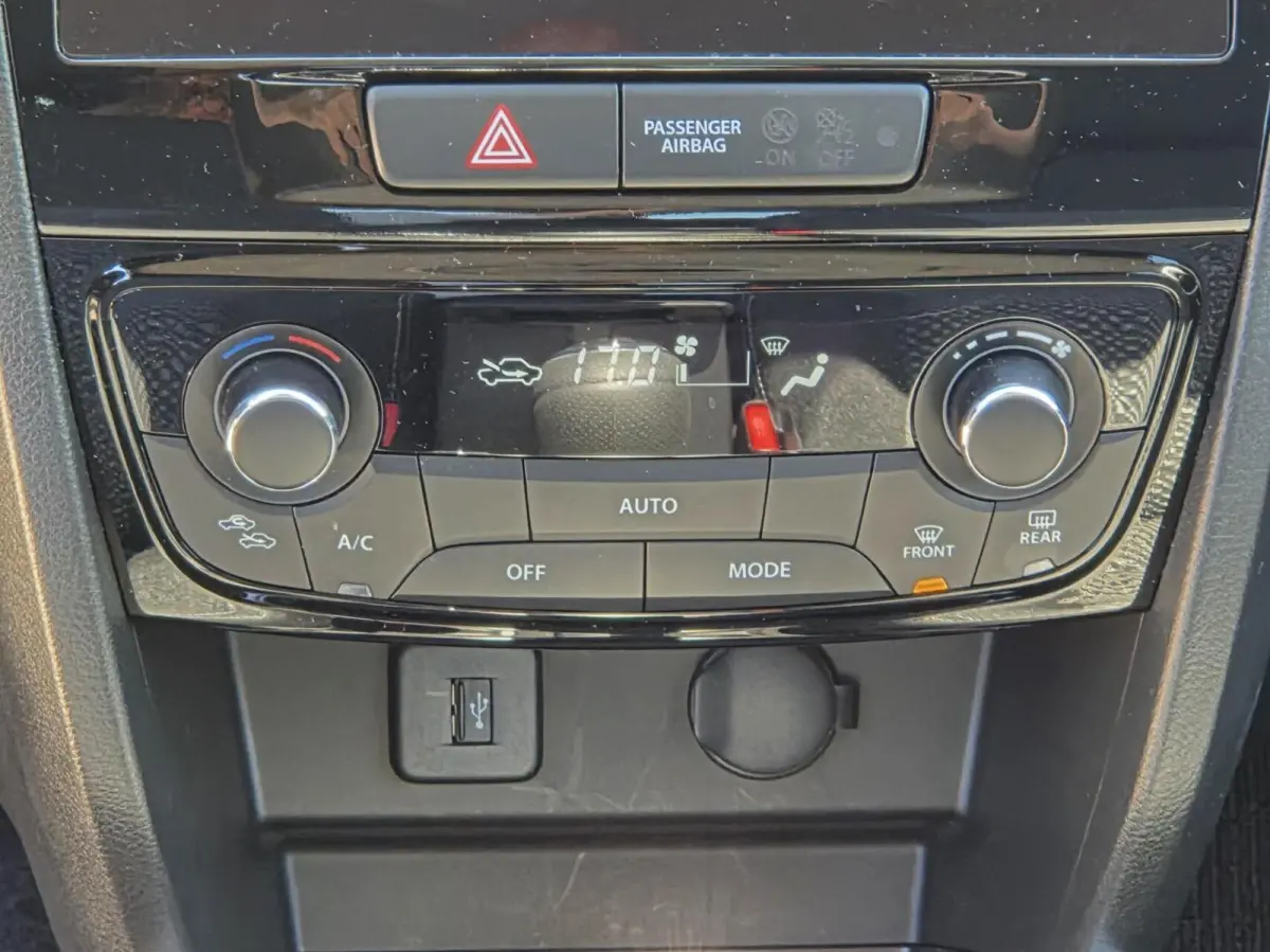 1.4 Boosterjet Smart Hybrid Select|All Season Banden|Rijklaarprijs|Frisse Auto