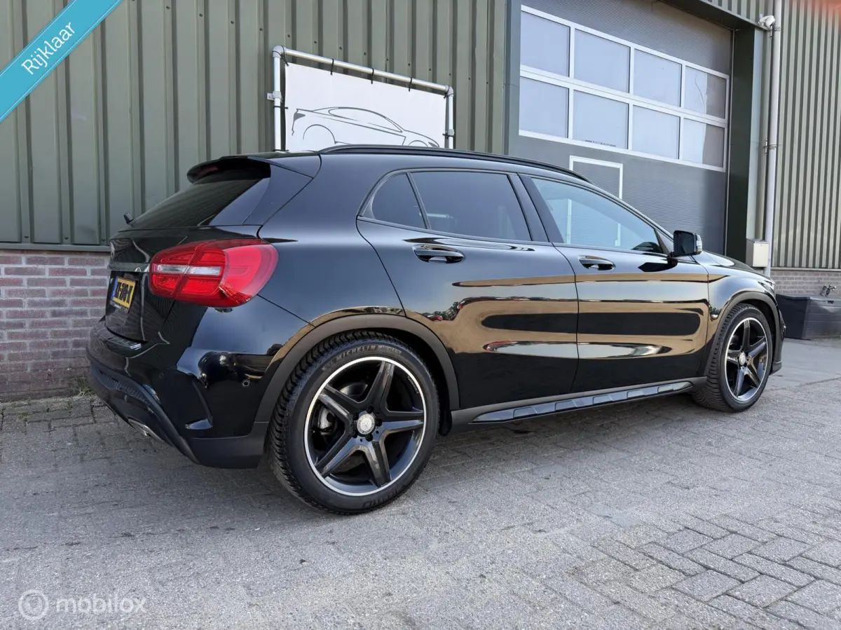 180 AMG Night Edition|Xenon|Getint glas|
