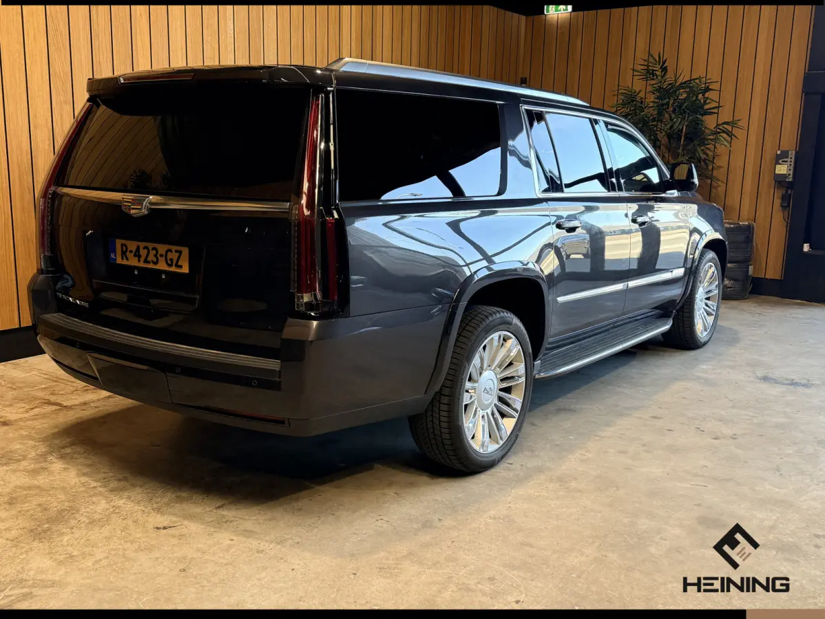 6.2 V8 Platinum ESV. Verlengde uitvoering met 8 zitplaatsen !! Europese auto