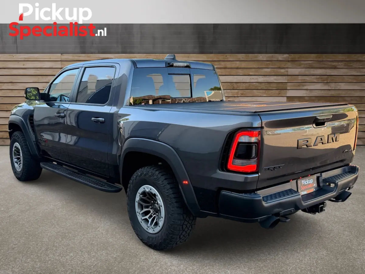 1500 6.2 V8 4x4 Crew Cab TRX , DIKSTE NL , PERFECT ONDERHOUDEN , 711
