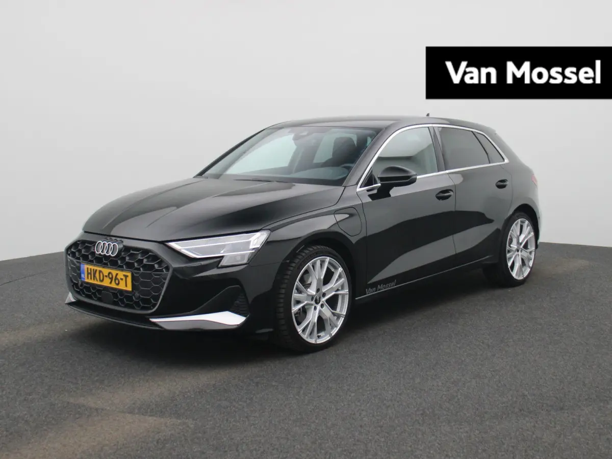 40 TFSI e Advanced 204 PK | Stoelverwarming | Apple carplay | Android auto | 19'' Velgen | Comforpakket | LED | Getint glas | stoelverwarming | Standkachel | Cruisecontrol | Climate control 