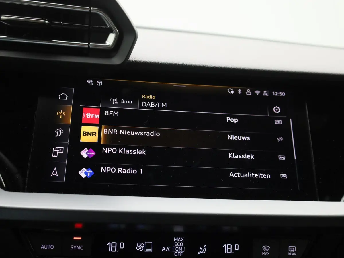 40 TFSI e Advanced 204 PK | Stoelverwarming | Apple carplay | Android auto | 19'' Velgen | Comforpakket | LED | Getint glas | stoelverwarming | Standkachel | Cruisecontrol | Climate control 