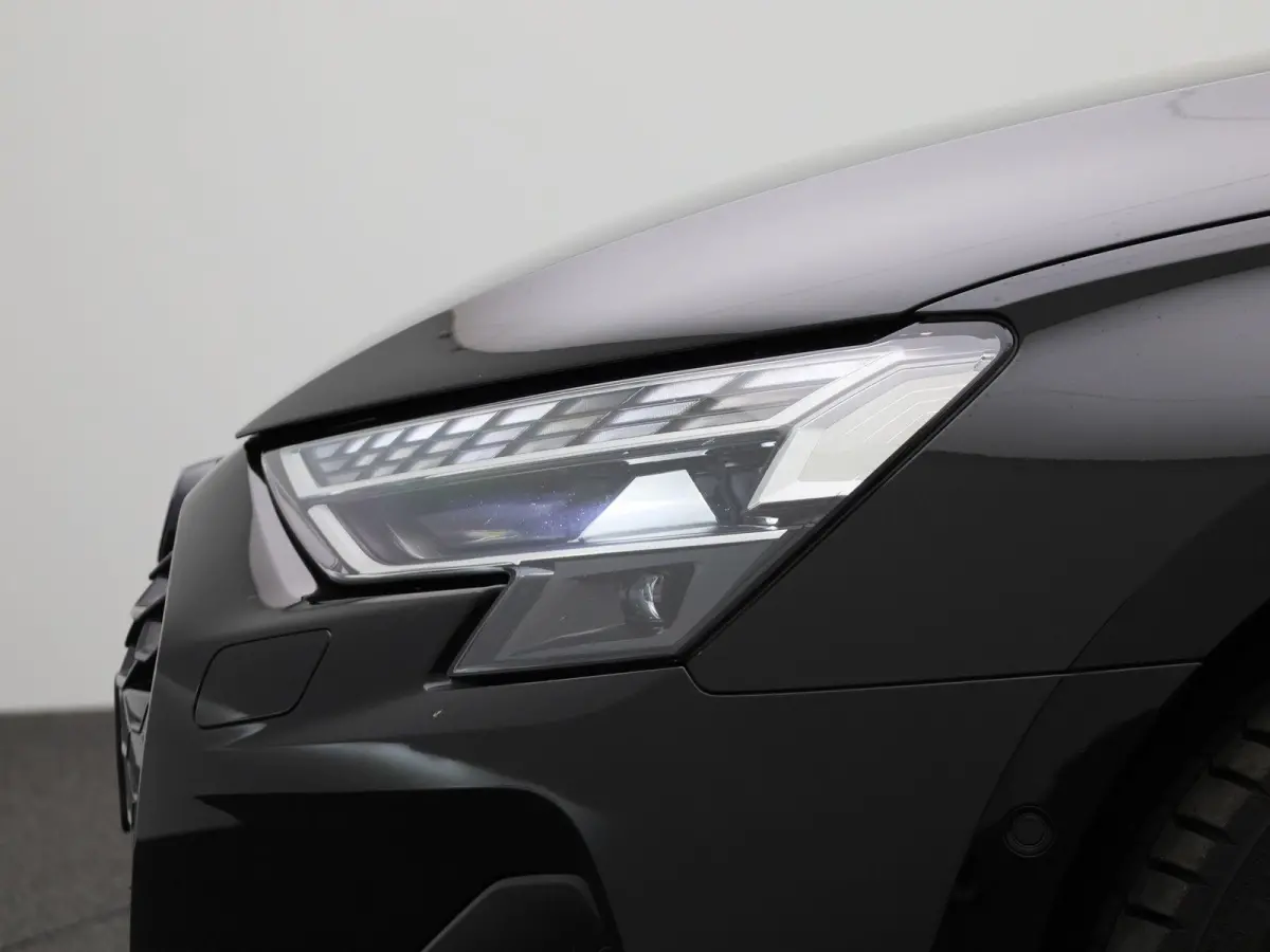 40 TFSI e Advanced 204 PK | Stoelverwarming | Apple carplay | Android auto | 19'' Velgen | Comforpakket | LED | Getint glas | stoelverwarming | Standkachel | Cruisecontrol | Climate control 