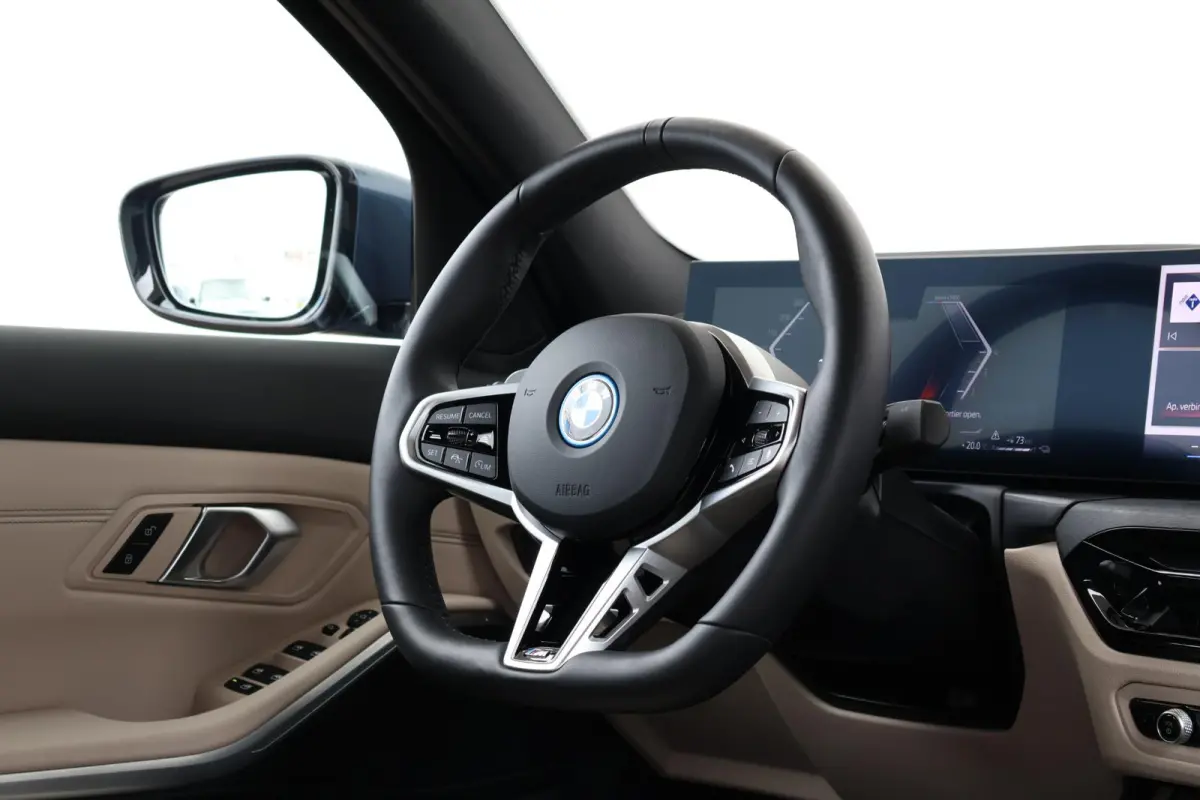 330e | SoH 100% | M-Sport Pakket | Active Cruise | Hifi | Parking Plus | Stuur & Stoelverwarming | Comfort Access |