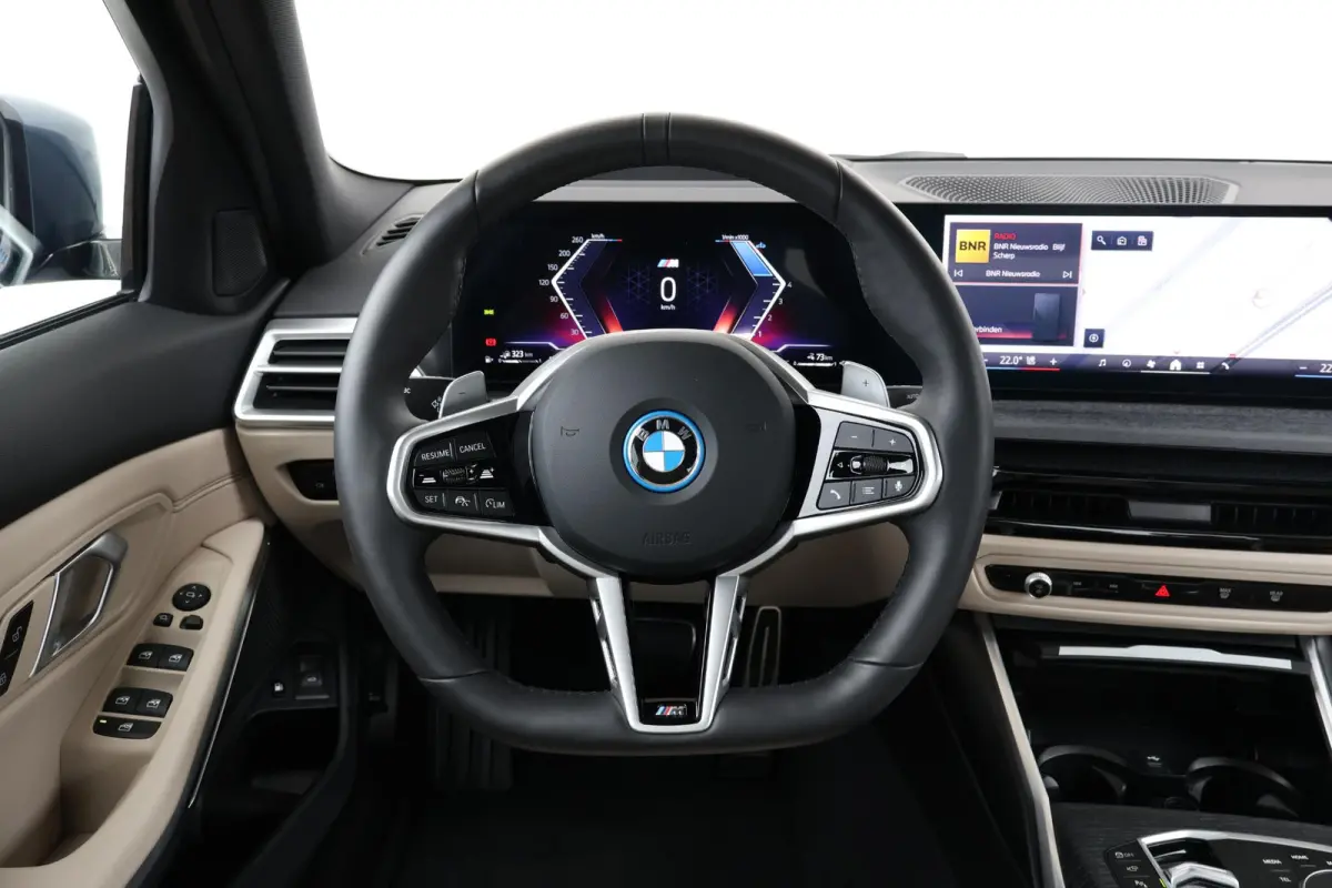 330e | SoH 100% | M-Sport Pakket | Active Cruise | Hifi | Parking Plus | Stuur & Stoelverwarming | Comfort Access |