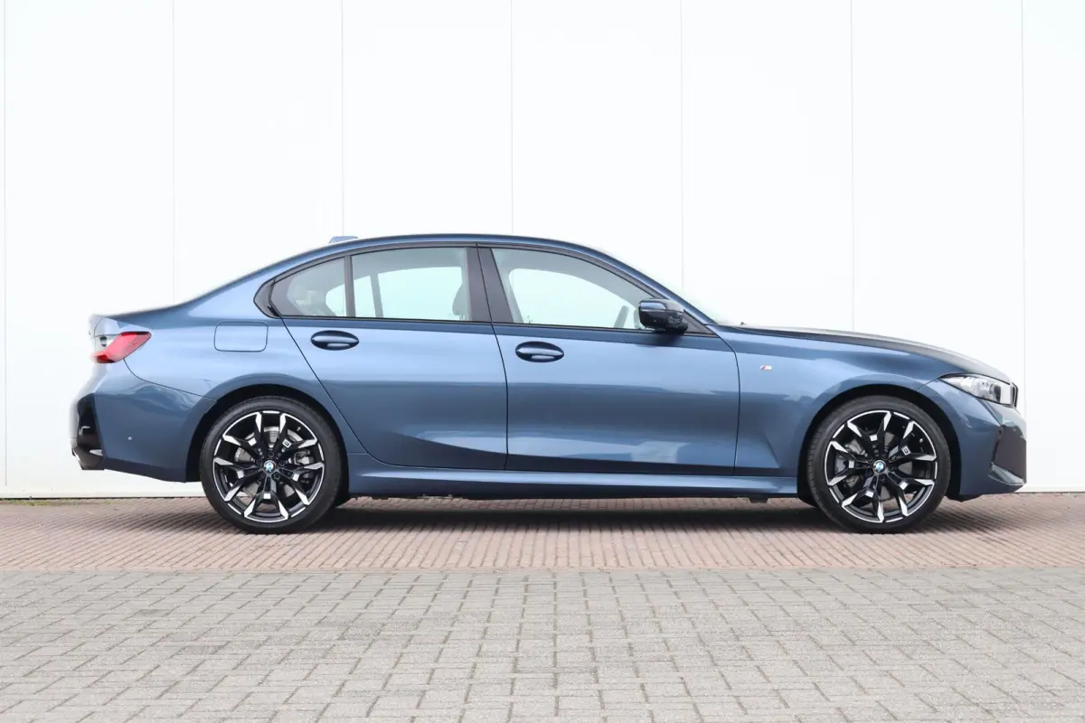 330e | SoH 100% | M-Sport Pakket | Active Cruise | Hifi | Parking Plus | Stuur & Stoelverwarming | Comfort Access |