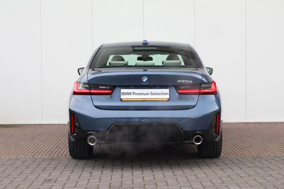 330e | SoH 100% | M-Sport Pakket | Active Cruise | Hifi | Parking Plus | Stuur & Stoelverwarming | Comfort Access |