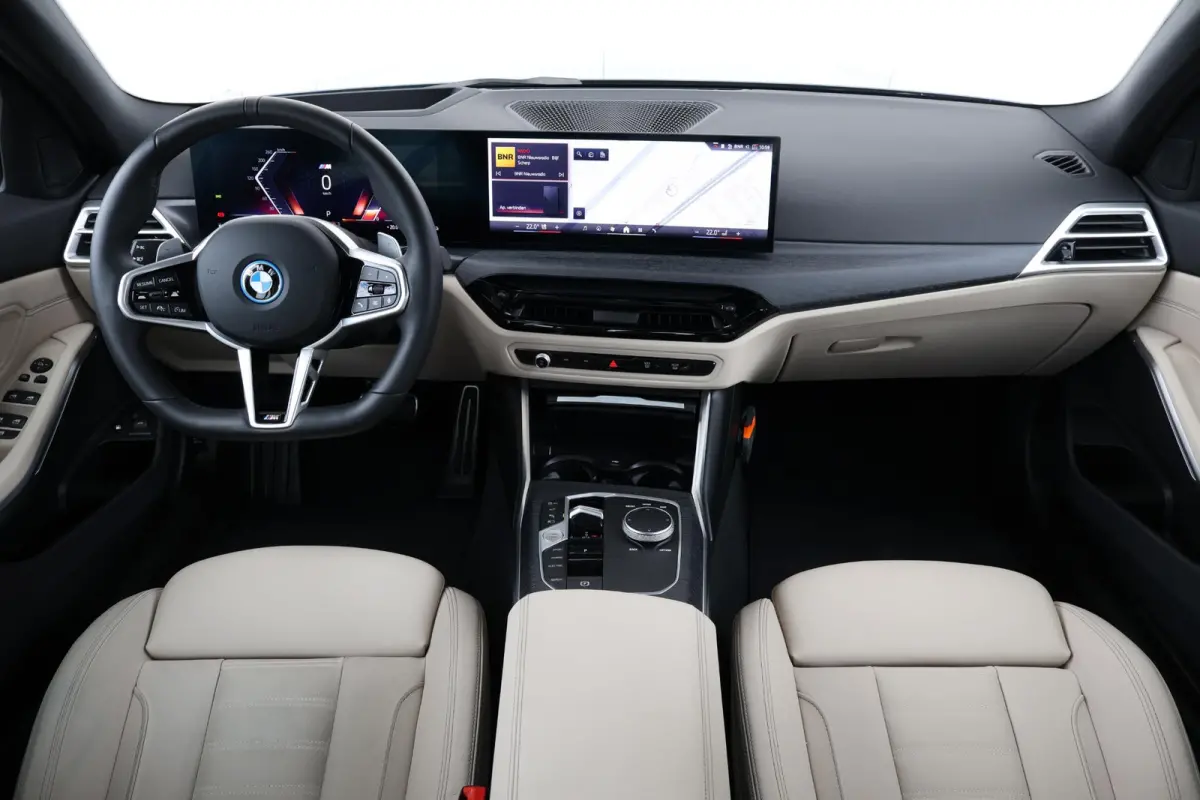 330e | SoH 100% | M-Sport Pakket | Active Cruise | Hifi | Parking Plus | Stuur & Stoelverwarming | Comfort Access |