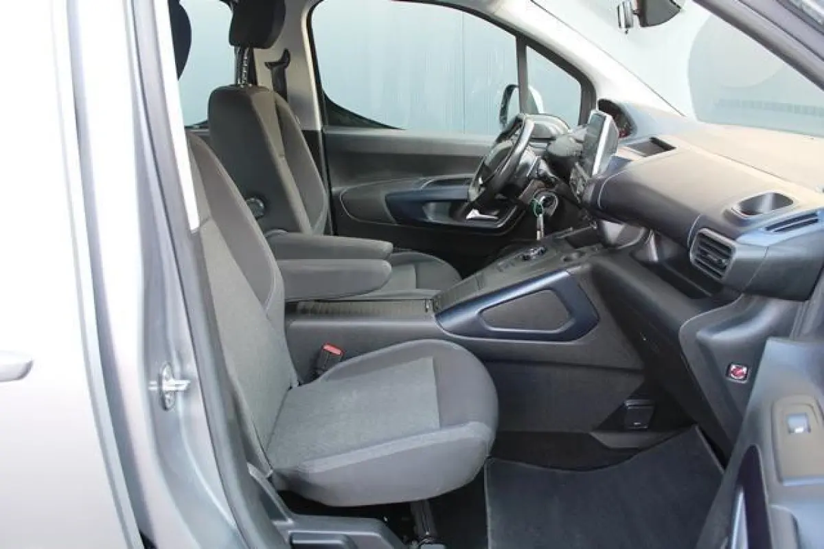 1.2 Puretech Allure | Automaat | Clima | Carplay/Android