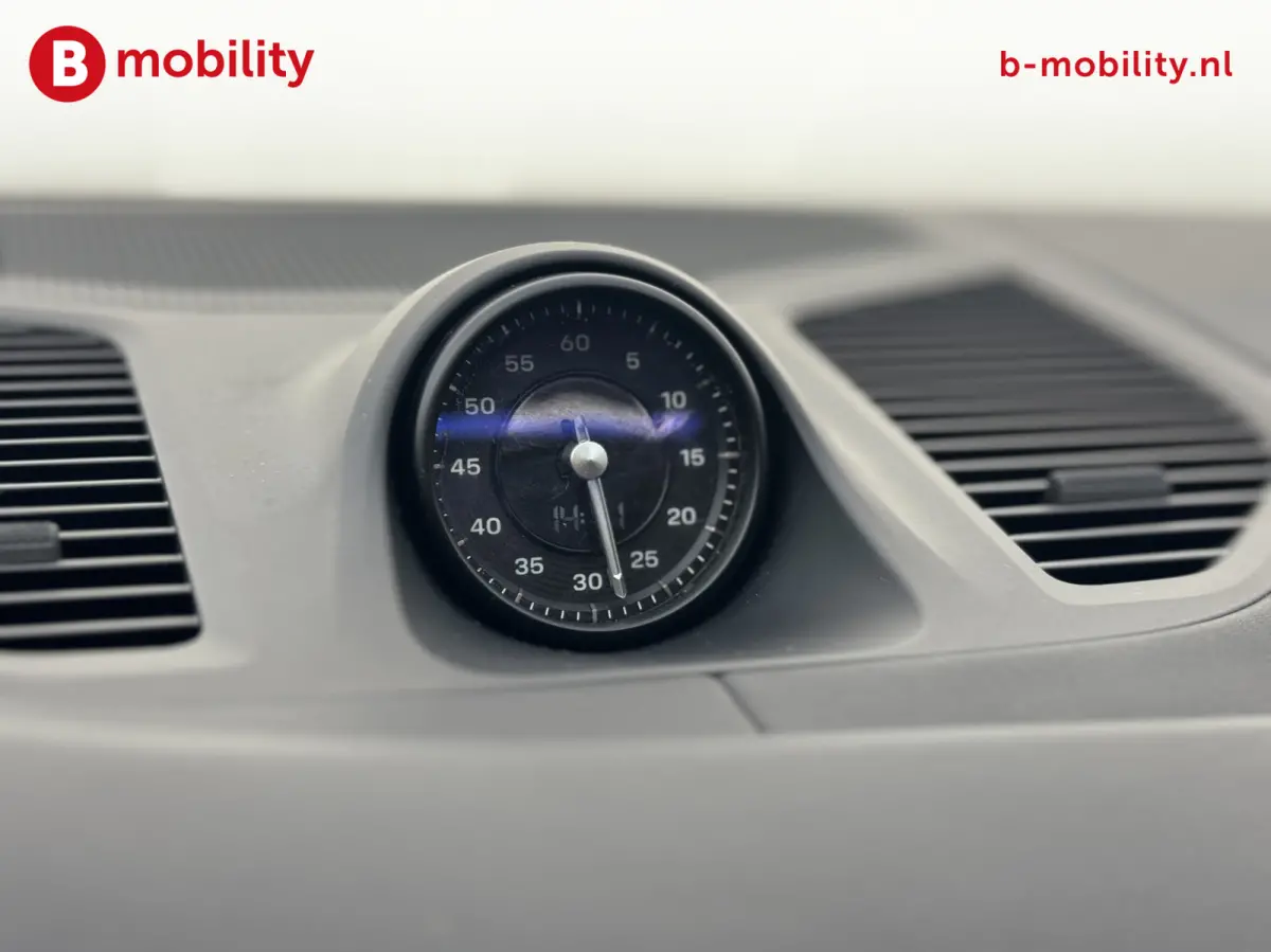 3.0 E-Hybrid Sport Chrono Head-Up Trekhaak NL Auto! Dealer Onderhouden VOL Nw.Prijs €157.500 | Stoelverwarming/Ventilatie | Bijrijdersdisplay | Luchtvering | BOSE