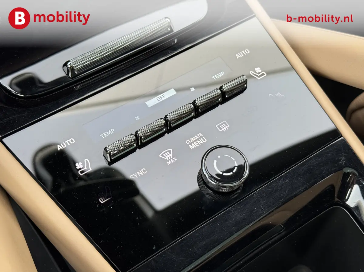 3.0 E-Hybrid Sport Chrono Head-Up Trekhaak NL Auto! Dealer Onderhouden VOL Nw.Prijs €157.500 | Stoelverwarming/Ventilatie | Bijrijdersdisplay | Luchtvering | BOSE