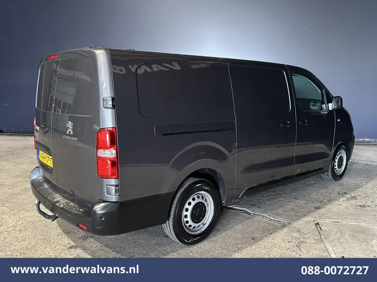 2.0 BlueHDI 122pk L3H1 Euro6 Airco | Camera | Navigatie | Apple Carplay | Cruisecontrol Android Auto, 2500kg Trekhaak, Parkeersensoren, Bijrijdersbank