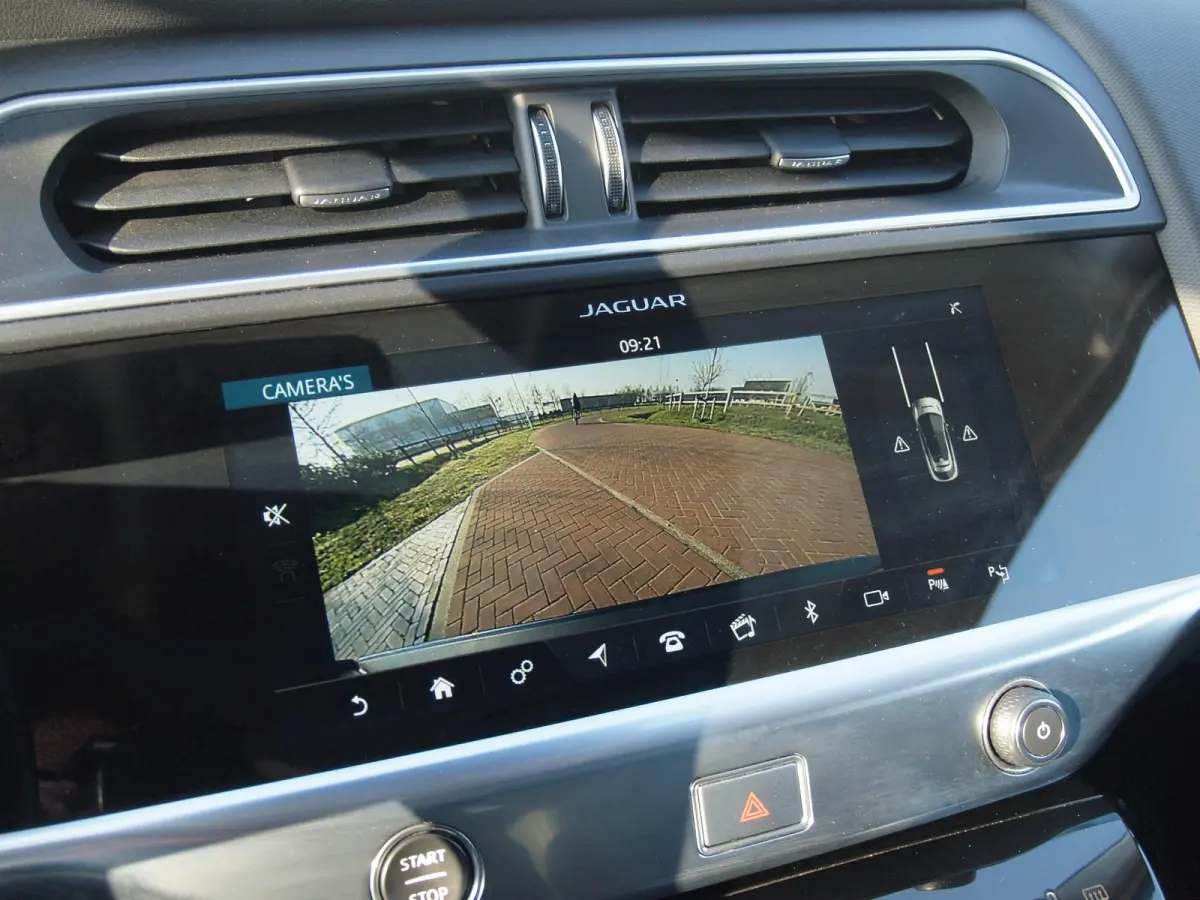 EV400 SE 90 kWh | Panoramadak | Camera | Head-Up Display | Meridian Audio | Stoelmemory |