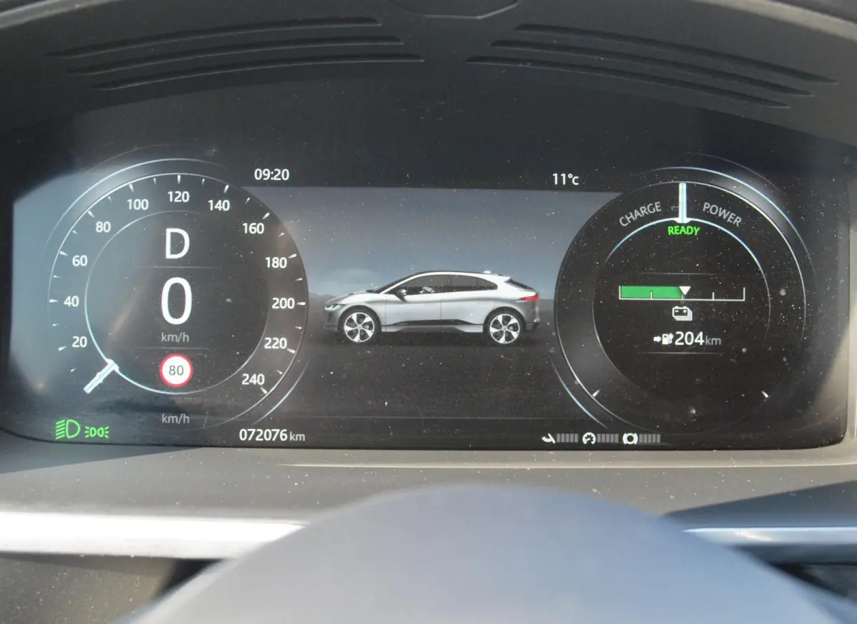 EV400 SE 90 kWh | Panoramadak | Camera | Head-Up Display | Meridian Audio | Stoelmemory |