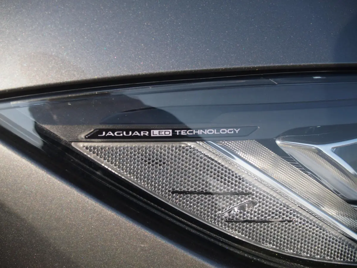 EV400 SE 90 kWh | Panoramadak | Camera | Head-Up Display | Meridian Audio | Stoelmemory |