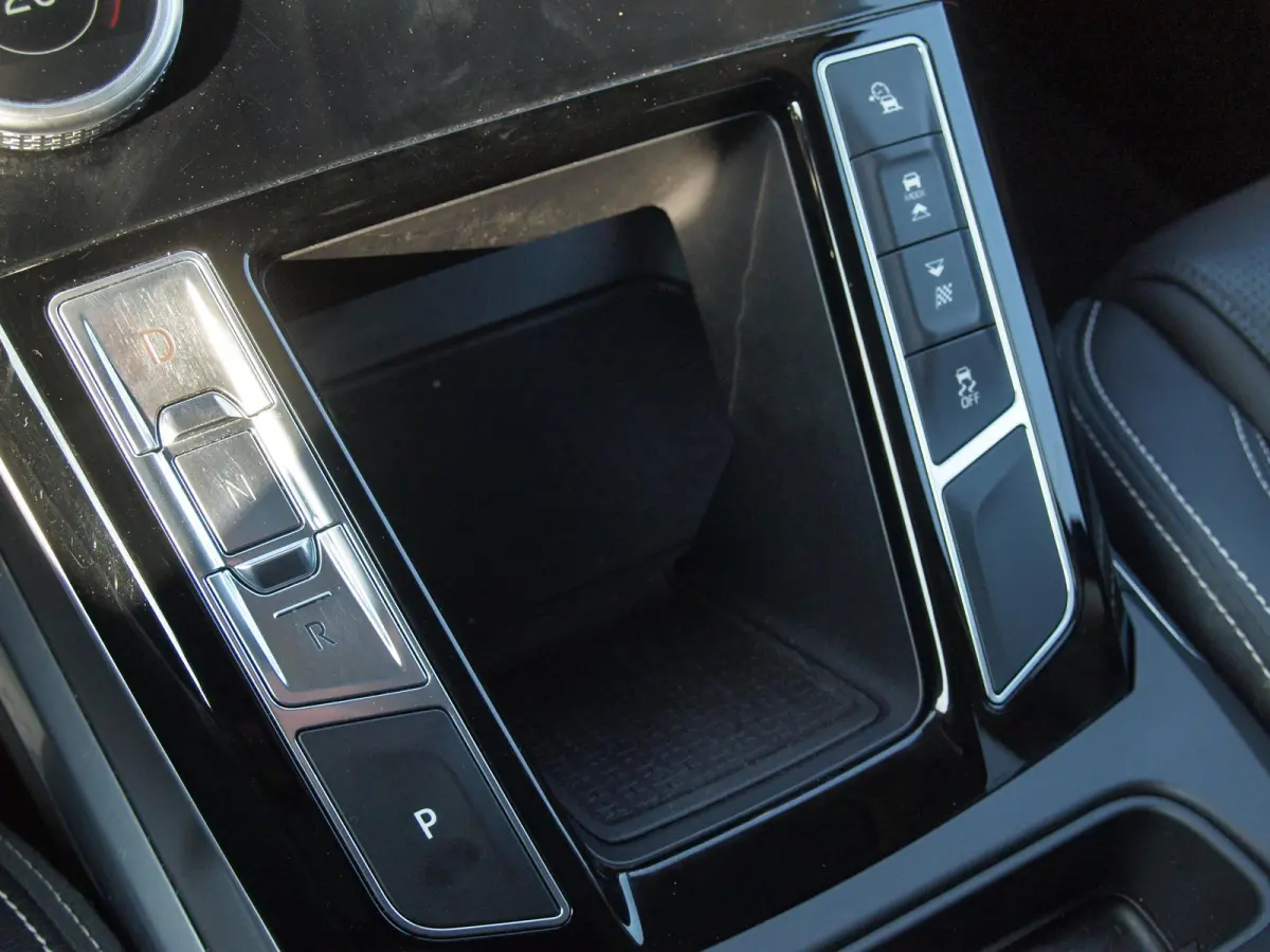 EV400 SE 90 kWh | Panoramadak | Camera | Head-Up Display | Meridian Audio | Stoelmemory |