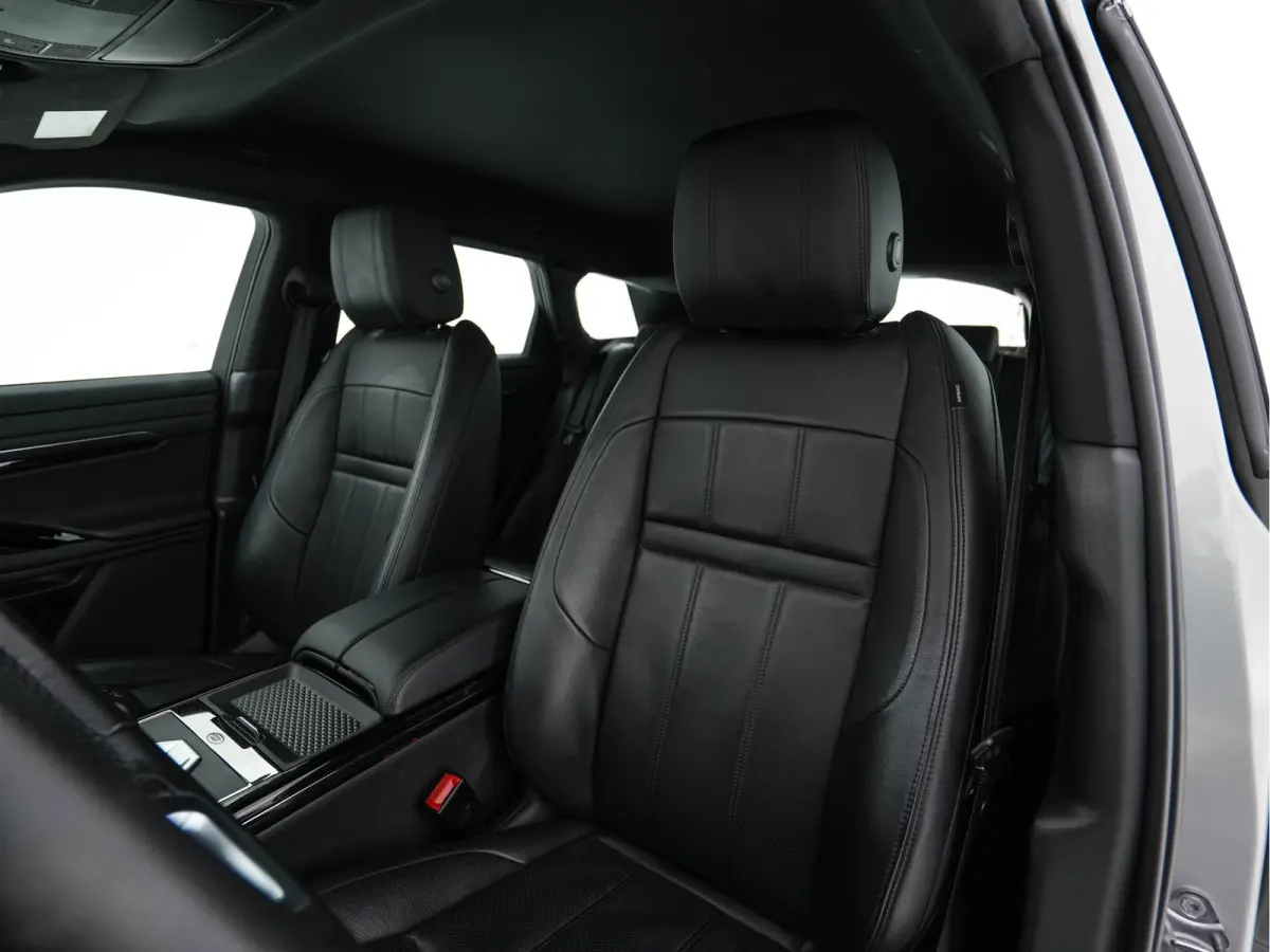 2.0 D180 AWD SE (INCL-BTW) Aut. *LEATHER | FULL-LED | HEATED-COMFORTSEATS | NAVI-FULLMAP | SHIFTPADDLES | CAMERA | ECC | CARPLAY | PDC | CRUISE | 18''ALU*