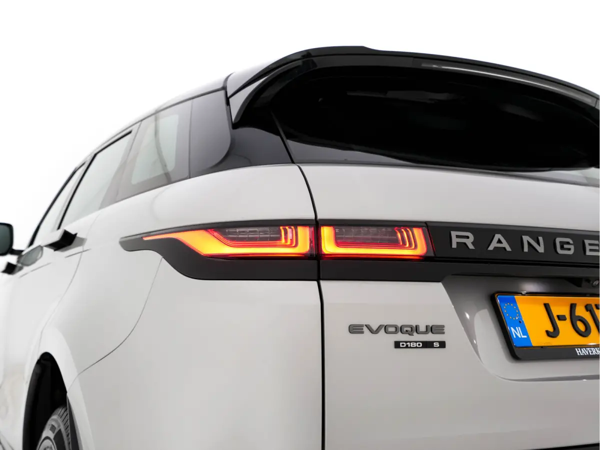 2.0 D180 AWD SE (INCL-BTW) Aut. *LEATHER | FULL-LED | HEATED-COMFORTSEATS | NAVI-FULLMAP | SHIFTPADDLES | CAMERA | ECC | CARPLAY | PDC | CRUISE | 18''ALU*