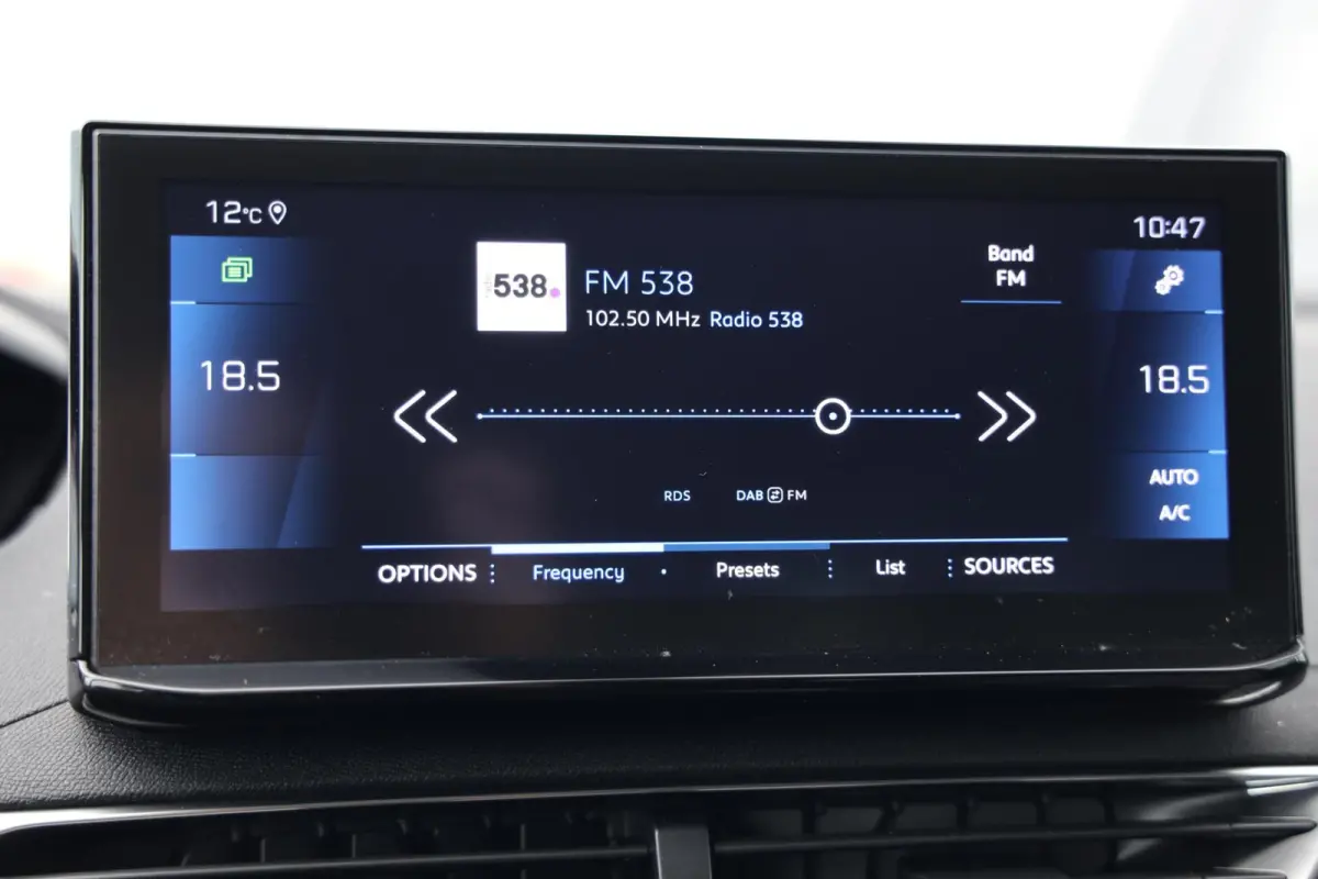 1.2 PureTech Blue Lease Allure|Virtual|Trekhaak|Apple carplay/Android auto|