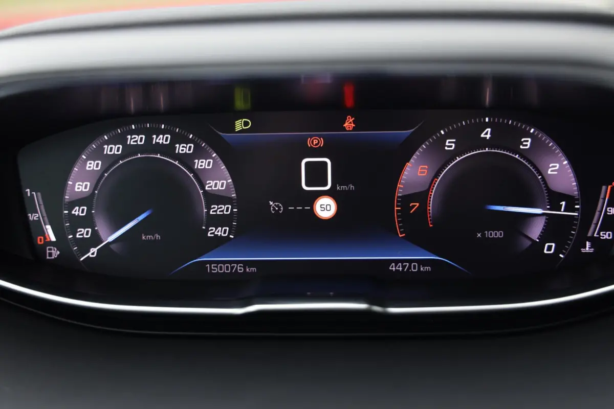 1.2 PureTech Blue Lease Allure|Virtual|Trekhaak|Apple carplay/Android auto|