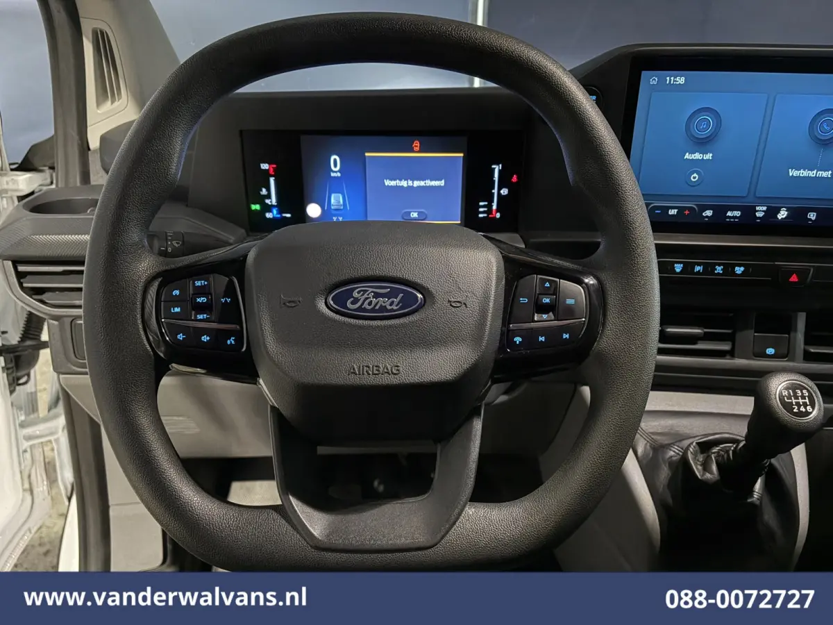 2.0 TDCI 136pk L2H1 Euro6 Airco | Camera | Apple Carplay | LED Cruisecontrol, Android Auto, Verwarmde Voorruit, Parkeersensoren, Bijrijdersbank, 2740kg trekvermogen