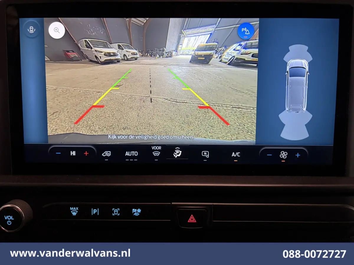2.0 TDCI 136pk L2H1 Euro6 Airco | Camera | Apple Carplay | LED Cruisecontrol, Android Auto, Verwarmde Voorruit, Parkeersensoren, Bijrijdersbank, 2740kg trekvermogen