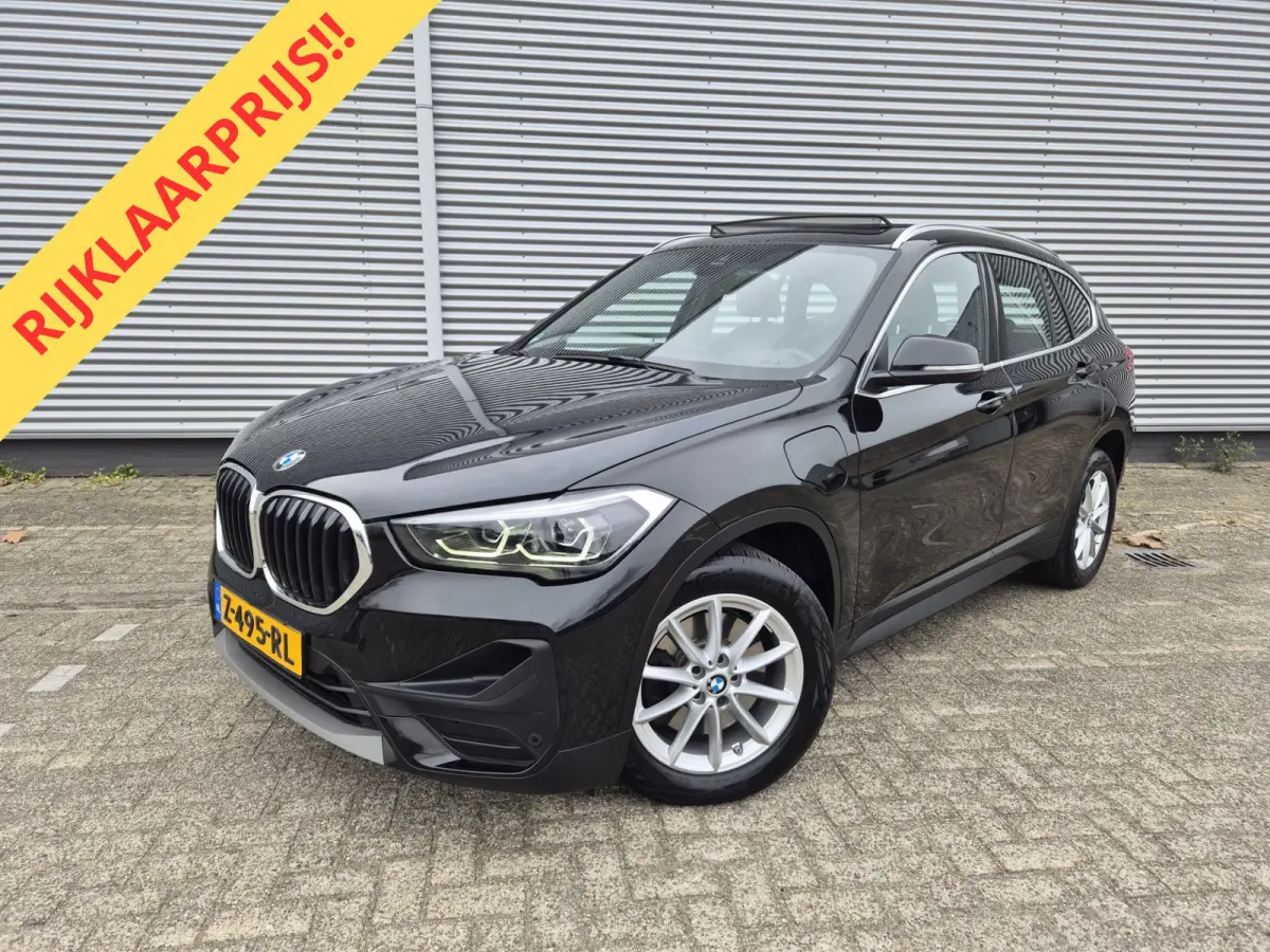 XDrive25e Automaat,Panomadak,Carplay,Stoelverwarming,extra,Winter,Cruisecomtrol